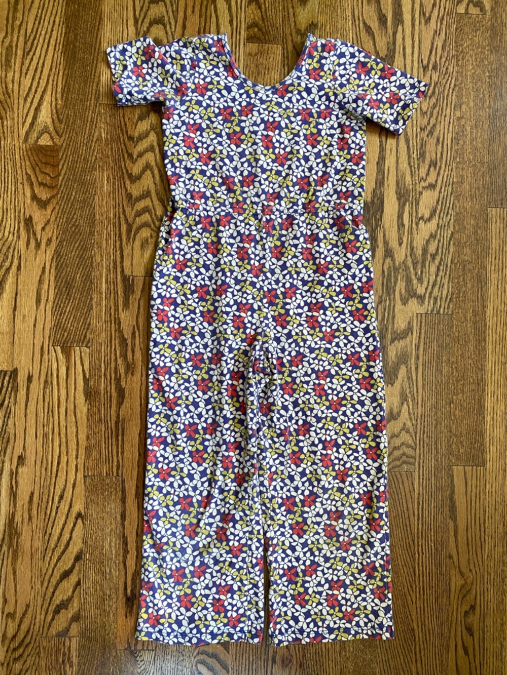 Alice+Ames floral short sleeve, wide leg jumpsuit, size 10. Excellent condition